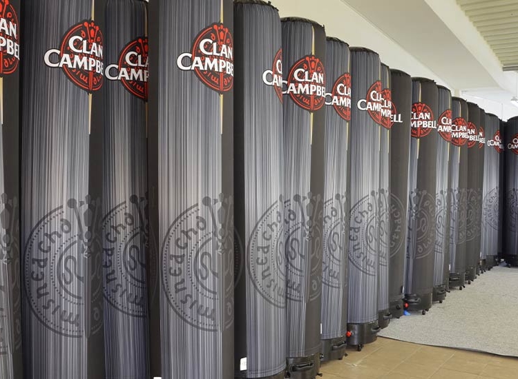 Tube gonflable clan campbell &eacute;v&egrave;nement France Europe