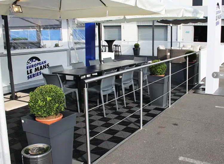 Dalles de sol hospitality accueil sponsors