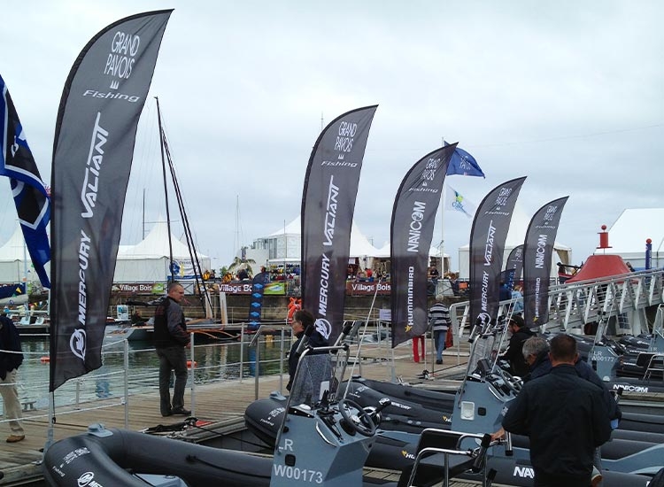 Drapeau publicitaire personnalise mercury grand pavois la rochelle