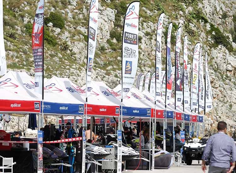 Oriflammes publicitaire course jet ski Aquabike EXPO FRANCE